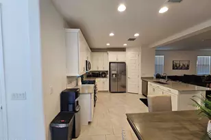 12377 W Glenn Dr, Glendale, AZ 85307 - Photo 11