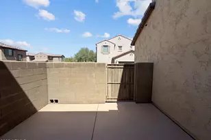 3968 E Melinda Dr, Phoenix, AZ 85050 - Photo 5