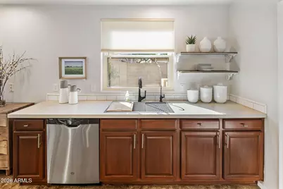 21813 N 40th Way, Phoenix, AZ 85050 - Photo 15