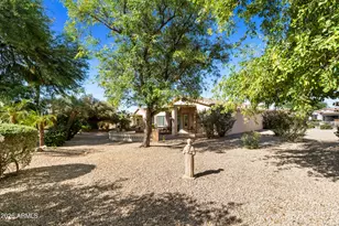 5113 S Almond Ct, Gilbert, AZ 85298 - Photo 35