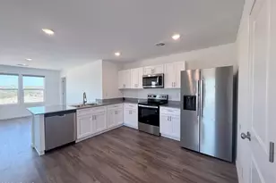 910 Echo Ct, Wickenburg, AZ 85390 - Photo 3