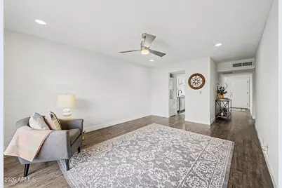 4646 N 11th Avenue #104, Phoenix, AZ 85013 - Photo 11