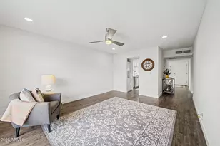 4646 N 11th Ave, Phoenix, AZ 85013 - Photo 11