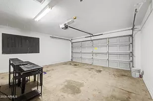 3417 E Kelton Ln, Phoenix, AZ 85032 - Photo 25