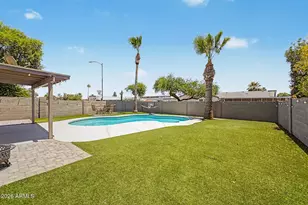 3417 E Kelton Ln, Phoenix, AZ 85032 - Photo 27