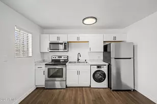 1438 E Adams St, Phoenix, AZ 85034 - Photo 9