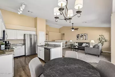 10834 W Quail Avenue, Peoria, AZ 85373 - Photo 11