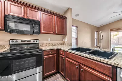 41284 W Cahill Drive, Maricopa, AZ 85138 - Photo 15