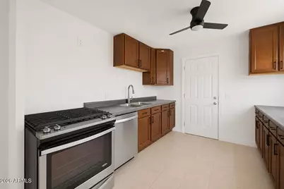 10944 W Durango Street, Avondale, AZ 85323 - Photo 5