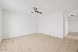 10944 W Durango St, Avondale, AZ 85323 - Photo 3
