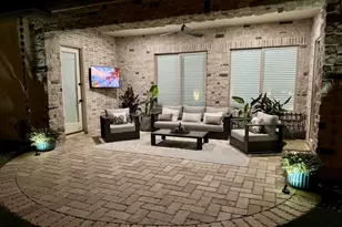 2031 W Chimney Rock Rd, Phoenix, AZ 85085 - Photo 9