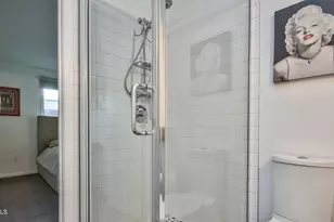3702 E Paradise Dr, Phoenix, AZ 85028 - Photo 23
