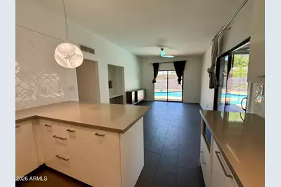 3702 E Paradise Drive, Phoenix, AZ 85028 - Photo 7