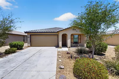 1034 W Starview Avenue, Coolidge, AZ 85128 - Photo 1