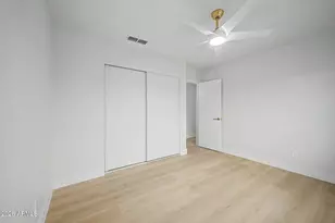 2248 E Morrow Dr, Phoenix, AZ 85024 - Photo 19