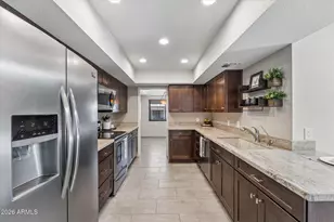 7621 E Vista Dr, Scottsdale, AZ 85250 - Photo 3