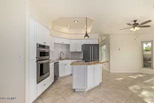 9414 S 51st St, Phoenix, AZ 85044 - Photo 11