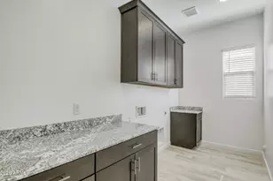 7942 W Rowel Rd, Peoria, AZ 85383 - Photo 11
