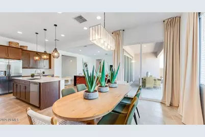 7942 W Rowel Road, Peoria, AZ 85383 - Photo 5