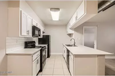 2524 W Glenrosa Avenue #B1, Phoenix, AZ 85017 - Photo 3