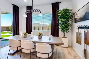 8001 W Rowel Rd, Peoria, AZ 85383 - Photo 5