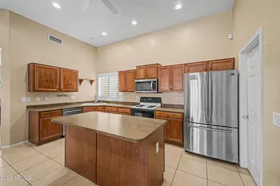 3386 E Thornton Avenue, Gilbert, AZ 85297 - Photo 3