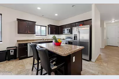 23844 W Parkway Drive, Buckeye, AZ 85326 - Photo 5