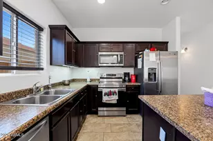 23844 W Pkwy Dr, Buckeye, AZ 85326 - Photo 7