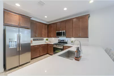 29412 N 31st Lane, Phoenix, AZ 85083 - Photo 5