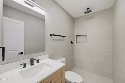 8262 E Monte Vista Road, Scottsdale, AZ 85257 - Photo 19