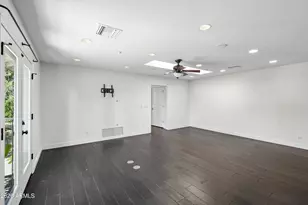 225 W Orchid Ln, Phoenix, AZ 85021 - Photo 37
