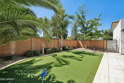 225 W Orchid Lane, Phoenix, AZ 85021 - Photo 9