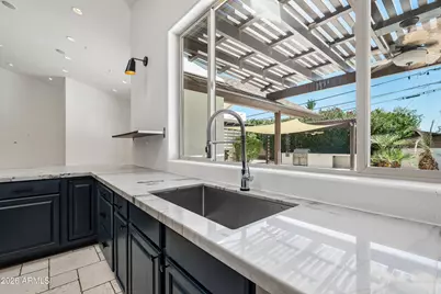 225 W Orchid Lane, Phoenix, AZ 85021 - Photo 19
