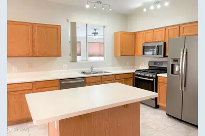 16247 W Jackson Street, Goodyear, AZ 85338 - Photo 5