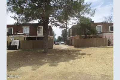 3346 W Las Palmaritas Drive, Phoenix, AZ 85051 - Photo 13