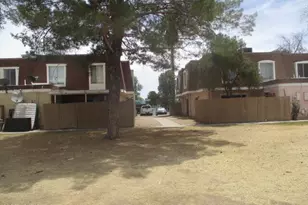 3346 W Las Palmaritas Dr, Phoenix, AZ 85051 - Photo 13