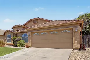 4334 E Cottonwood Ln, Phoenix, AZ 85048 - Photo 3