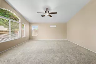 4334 E Cottonwood Ln, Phoenix, AZ 85048 - Photo 7