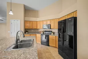 4334 E Cottonwood Ln, Phoenix, AZ 85048 - Photo 11