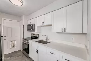 1321 N 48th Pl, Phoenix, AZ 85008 - Photo 7