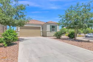 1012 W Canyonlands Ct, San Tan Valley, AZ 85140 - Photo 1