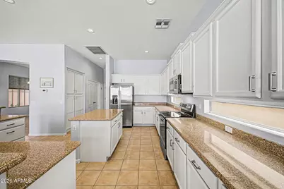 2263 E Waterview Place, Chandler, AZ 85249 - Photo 9