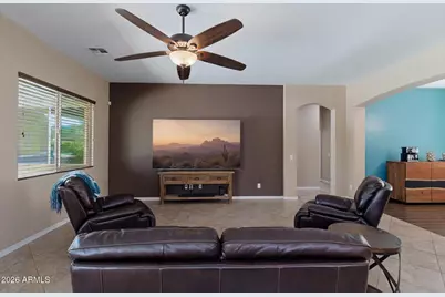 15766 W Wilshire Drive, Goodyear, AZ 85395 - Photo 13