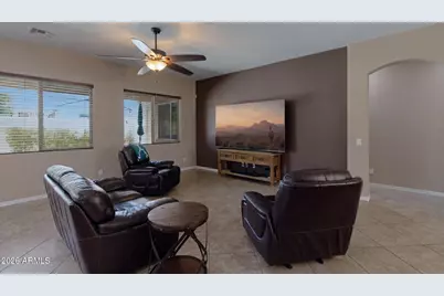 15766 W Wilshire Drive, Goodyear, AZ 85395 - Photo 5