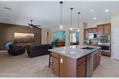 15766 W Wilshire Drive, Goodyear, AZ 85395 - Photo 11