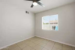 1036 N 16th St, Phoenix, AZ 85006 - Photo 17