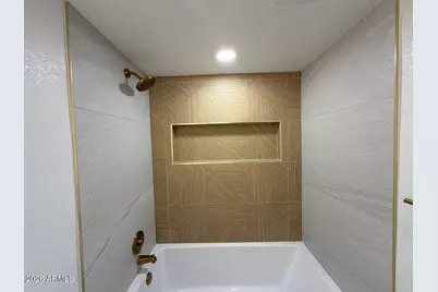 3401 N 37th Street #9, Phoenix, AZ 85018 - Photo 23