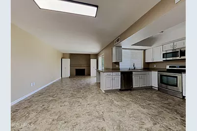 12229 N 47th Lane N, Glendale, AZ 85304 - Photo 5