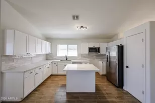4047 E Jojoba Rd, Phoenix, AZ 85044 - Photo 7