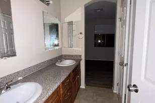 6537 S 15th Dr, Phoenix, AZ 85041 - Photo 29